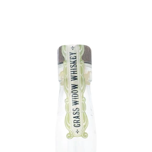 Grass Widow Bourbon Whiskey - Image 3